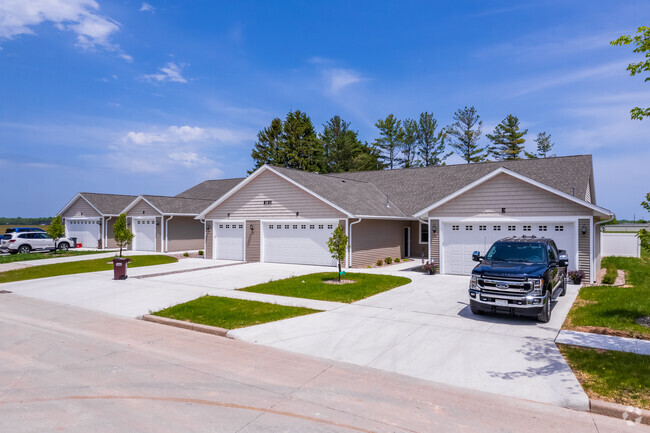 Building Photo - Zimmer Dr Townhomes