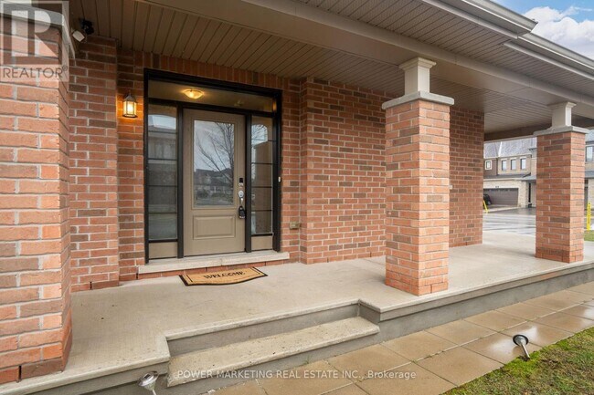 Photo - 208 Alex Polowin Ave