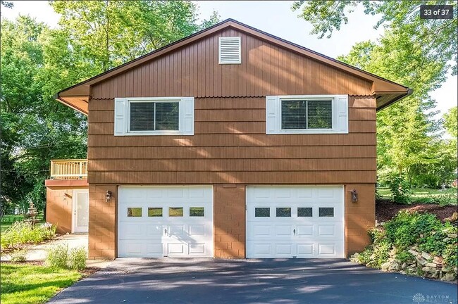 Photo - 1086 Meadow Dr