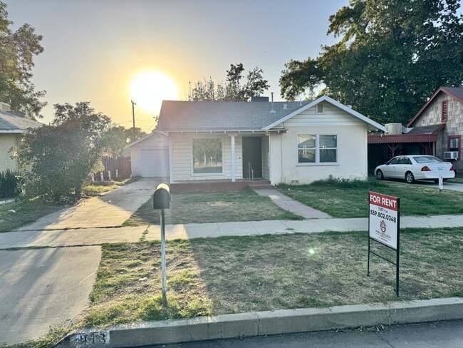 Photo - 413 S H St