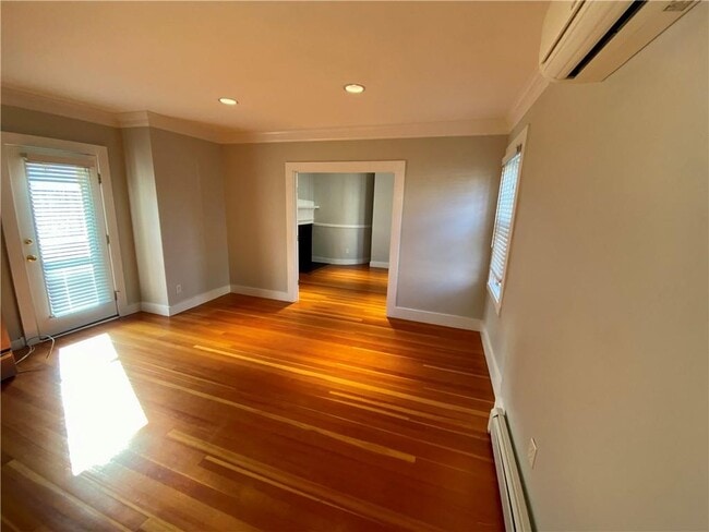 Photo - 38 Mann Ave Unit B