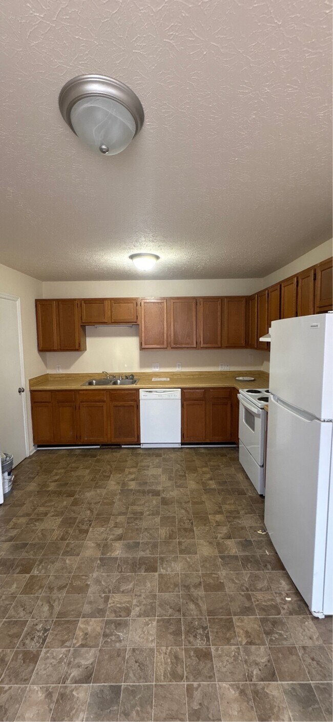 1732 Patrick Way