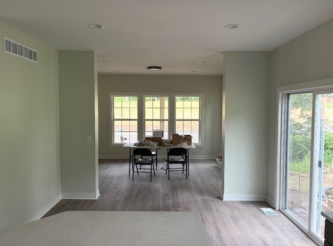 Living Room - 712 N 1st St