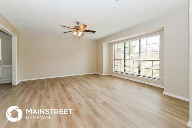 Photo - 11916 Silver Sun Dr