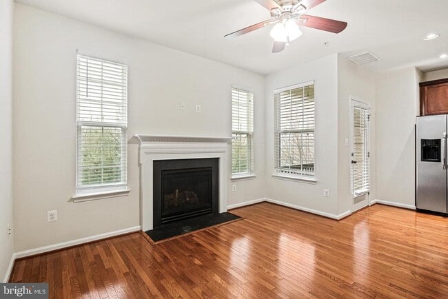 Photo - 23216 Scholl Manor Way