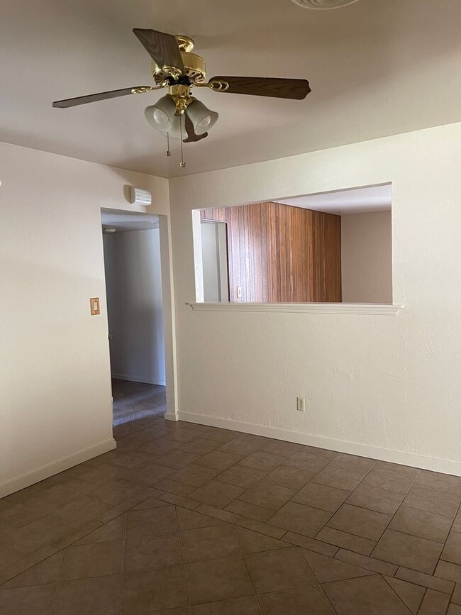 Photo - 3 BED / 2 BATH HOME CLOSE TO DOWNTOWN!