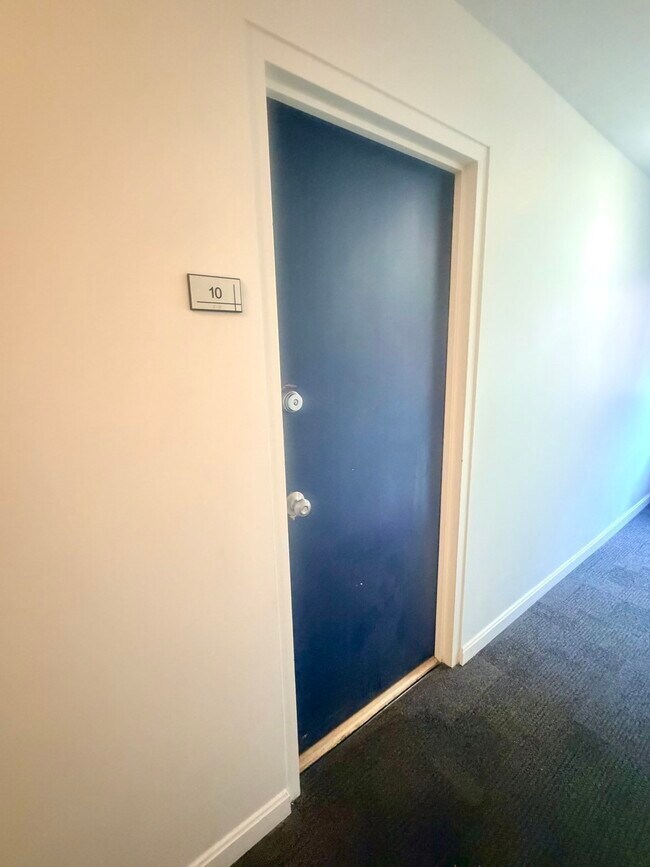 Photo - 125 Trapelo Rd Unit 10