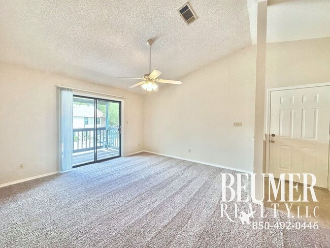 Photo - 2bd/2ba Condo in Prime Location on Scenic Highway