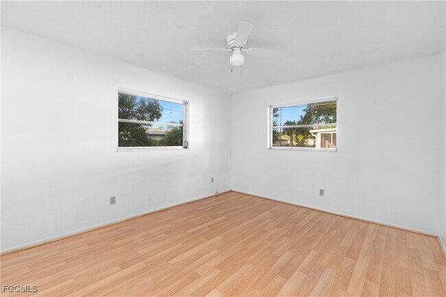 Building Photo - 2330 Caladium Rd Rental