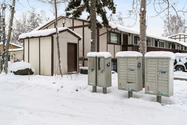 Photo - 12332 End St