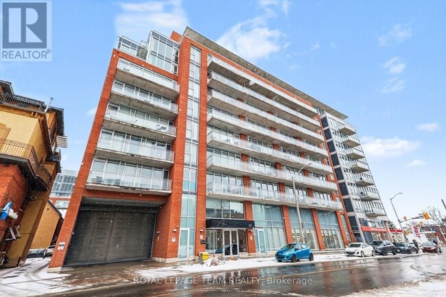 Photo - 354 Gladstone Ave Unit 507