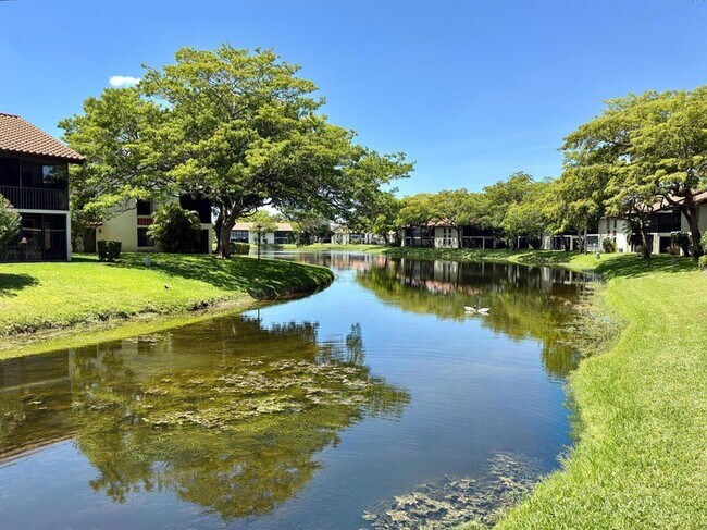 10615 Ocean Palm Way Unit 102