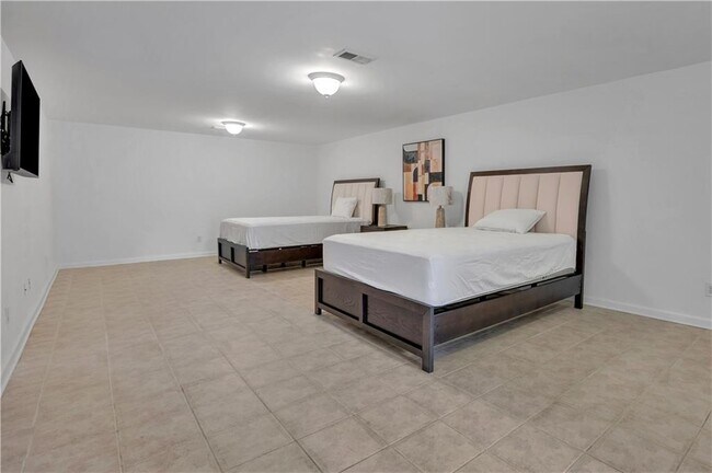 Photo - 3442 Skyland Dr