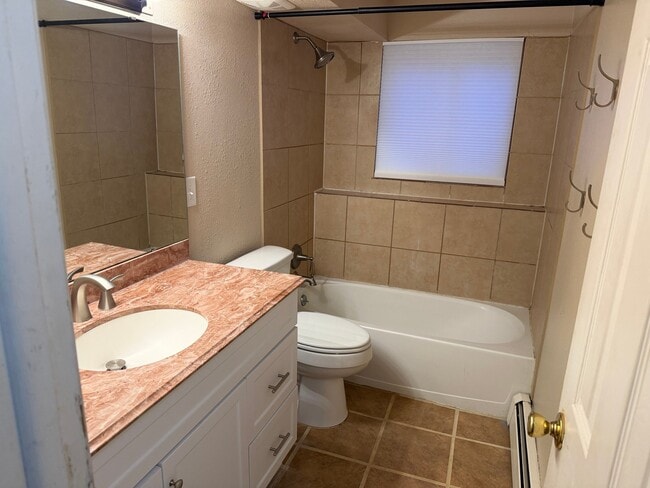 Photo - 4715 Scenic Cir Unit 4
