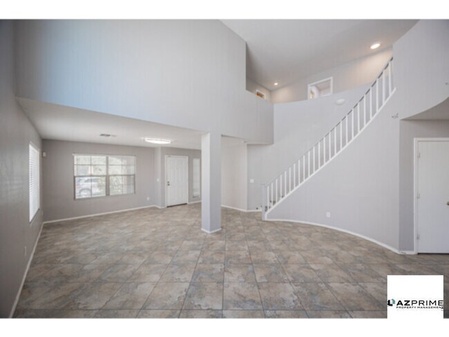 Photo - Discover the perfect blend of comfort and sophistication in this 5/3.5 home in sought-after Laveen!