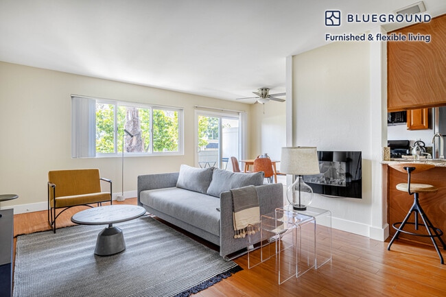 Building Photo - 12610 Braddock Dr Rental
