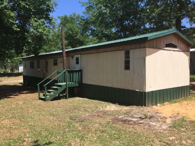 Building Photo - SECTION 8 VOUCHER HOLDERS APPLY NOW! 2 Bed... Rental