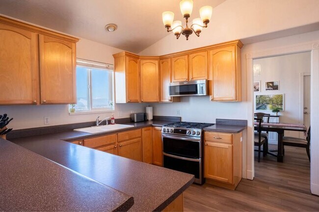 Photo - 1912 Oregon Ave Unit Upper Residence