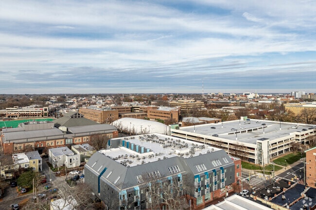 Photo - 805W Lofts
