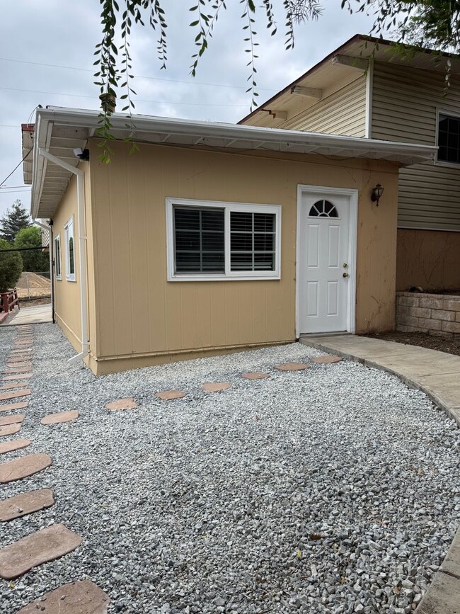 Building Photo - 229 Timber Rd