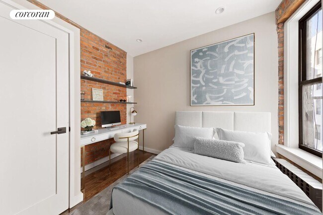 Photo - 437 E 12th St