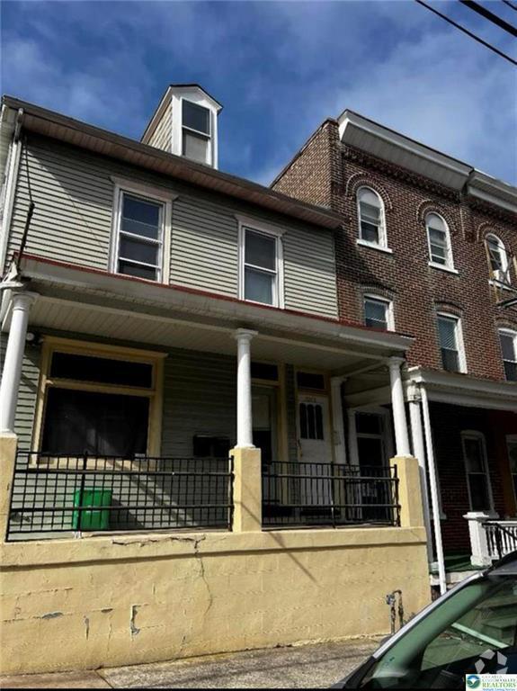 Building Photo - 314 N Franklin St Unit 320 1/2 Rental