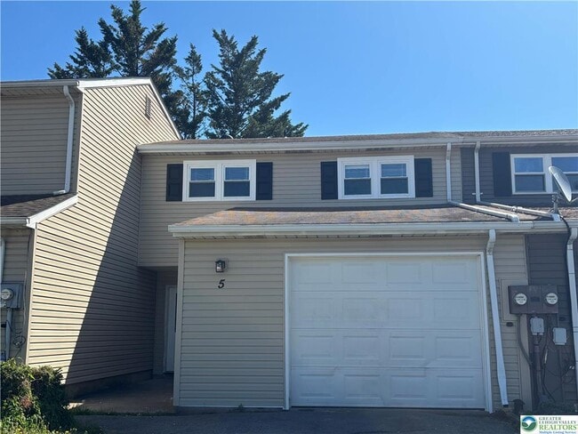 Photo - 5 Stonewood Pl