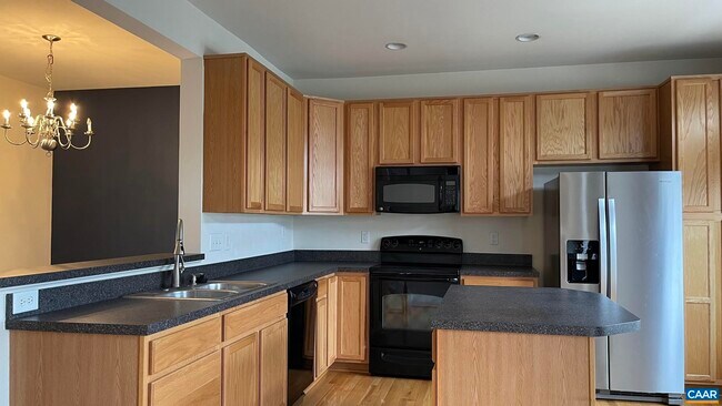 Photo - 2162 Lockwood Dr