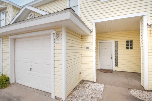 Photo - 15110 Leeward Dr