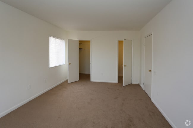 Edgewood Apartments