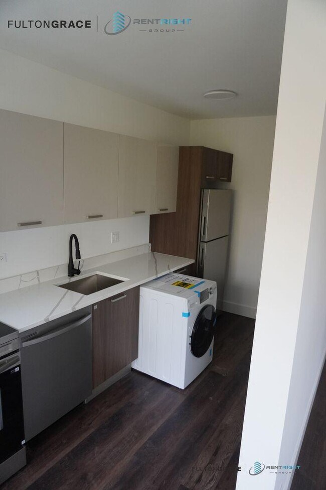 Photo - 2 bedroom in Chicago IL 60660 Unit 201