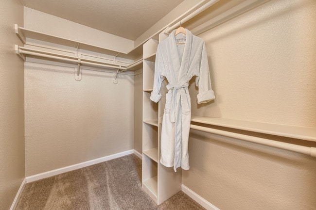 Photo - Folsom Gateway