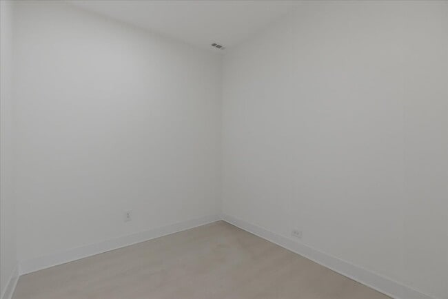 Photo - 2234 W Irving Park Rd Unit SF