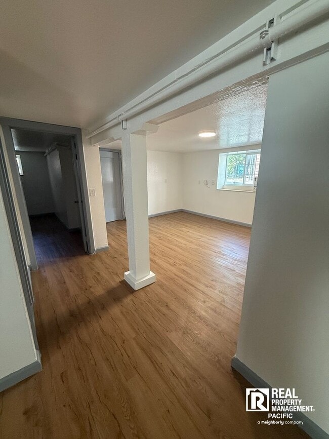 Photo - 1435 Parker St Unit B