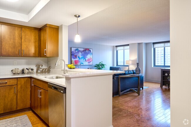1 BR, 1 BA - 871 SF KITCHEN