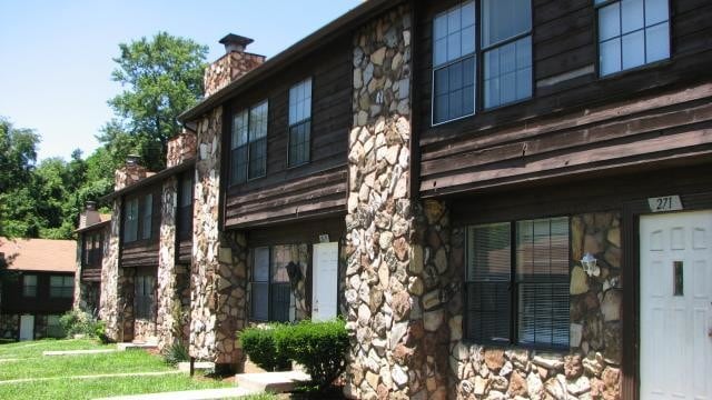 Seven Hills Forest Condominiums