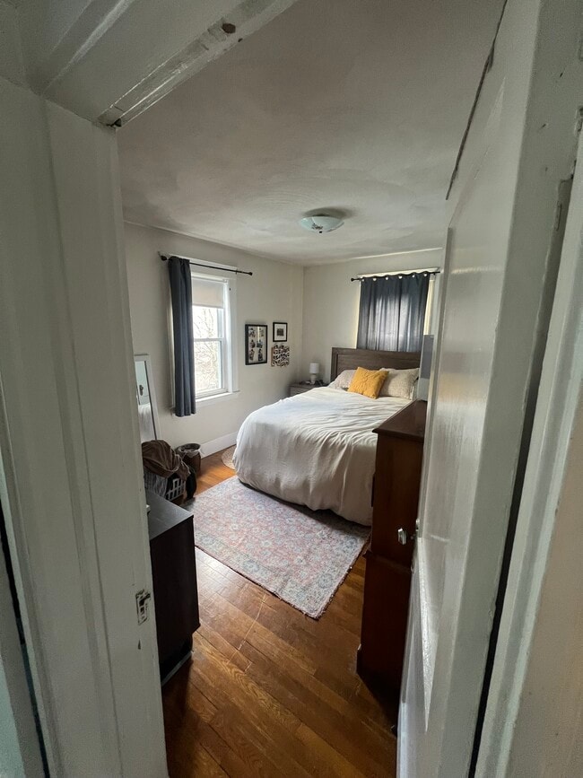 Photo - 198 Walden St