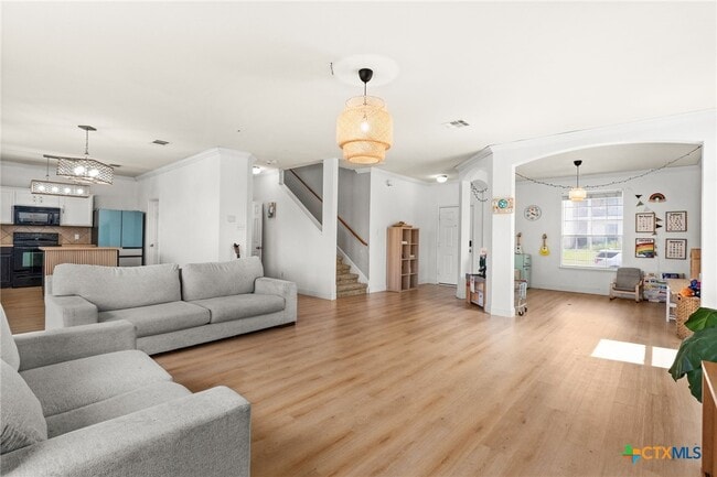 Photo - 504 E Little Dipper Dr