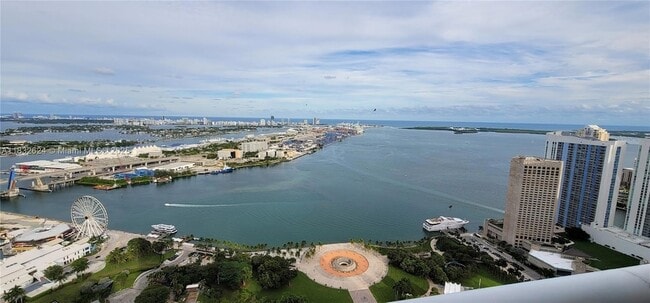 Photo - 50 Biscayne Blvd Condo Unit 5202