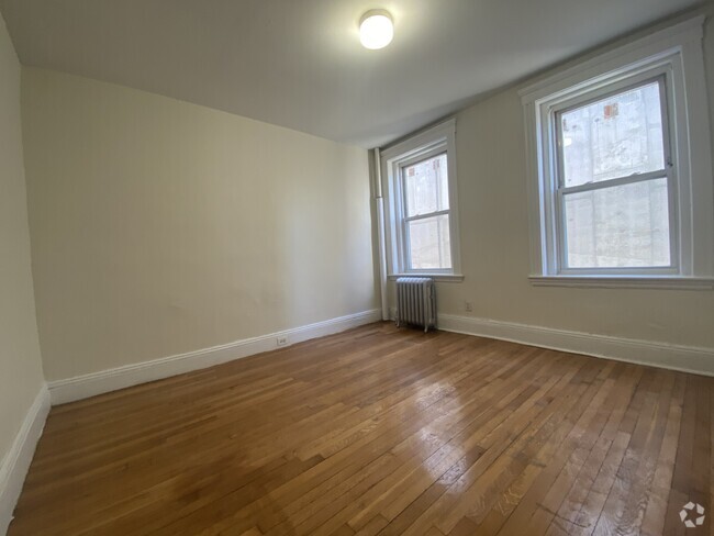 Building Photo - 529 Newbury St Unit 24 Rental