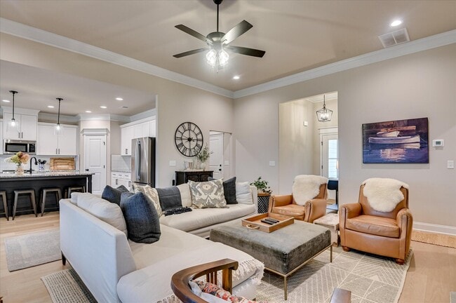 Photo - 840 Speckled Teal Path