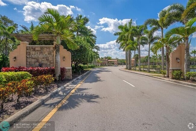 Building Photo - 619 SW 147th Ave Rental