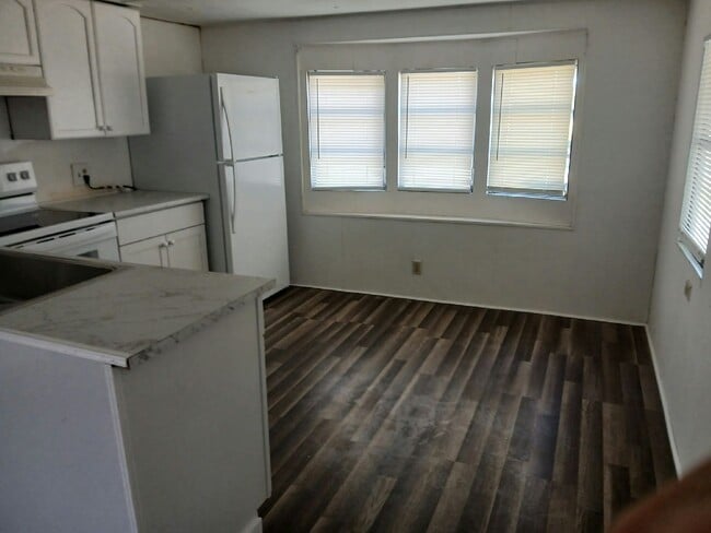 Photo - 130 S Suncoast Blvd