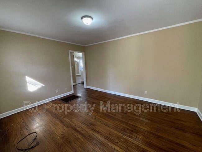 Photo - 3542 Millington Rd