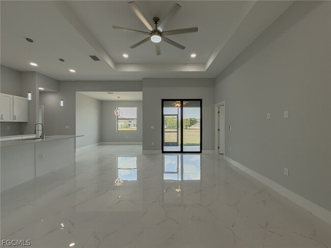 Photo - 417 Paddock St