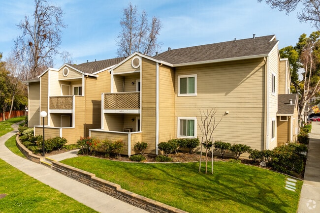 Woodcreek Apartments