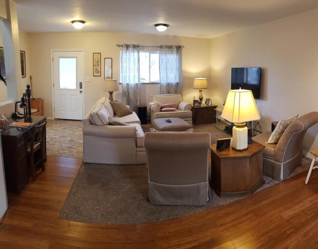 Photo - 1885 Upland Ave