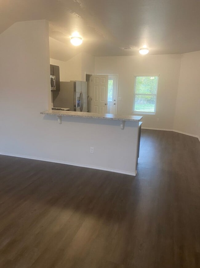 Photo - Pre-Leasing Available — Spacious 3-Bedroom, 2-Bath Home in Shadow Valley