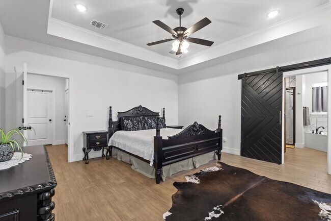 Photo - Newly Remodeled 4 Bed / 3 Bath Home with Granite Kitchen & Full Fenced Yard in Moody, TX