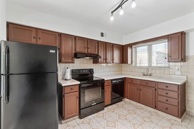 Photo - 8423 W Gregory St Unit 201